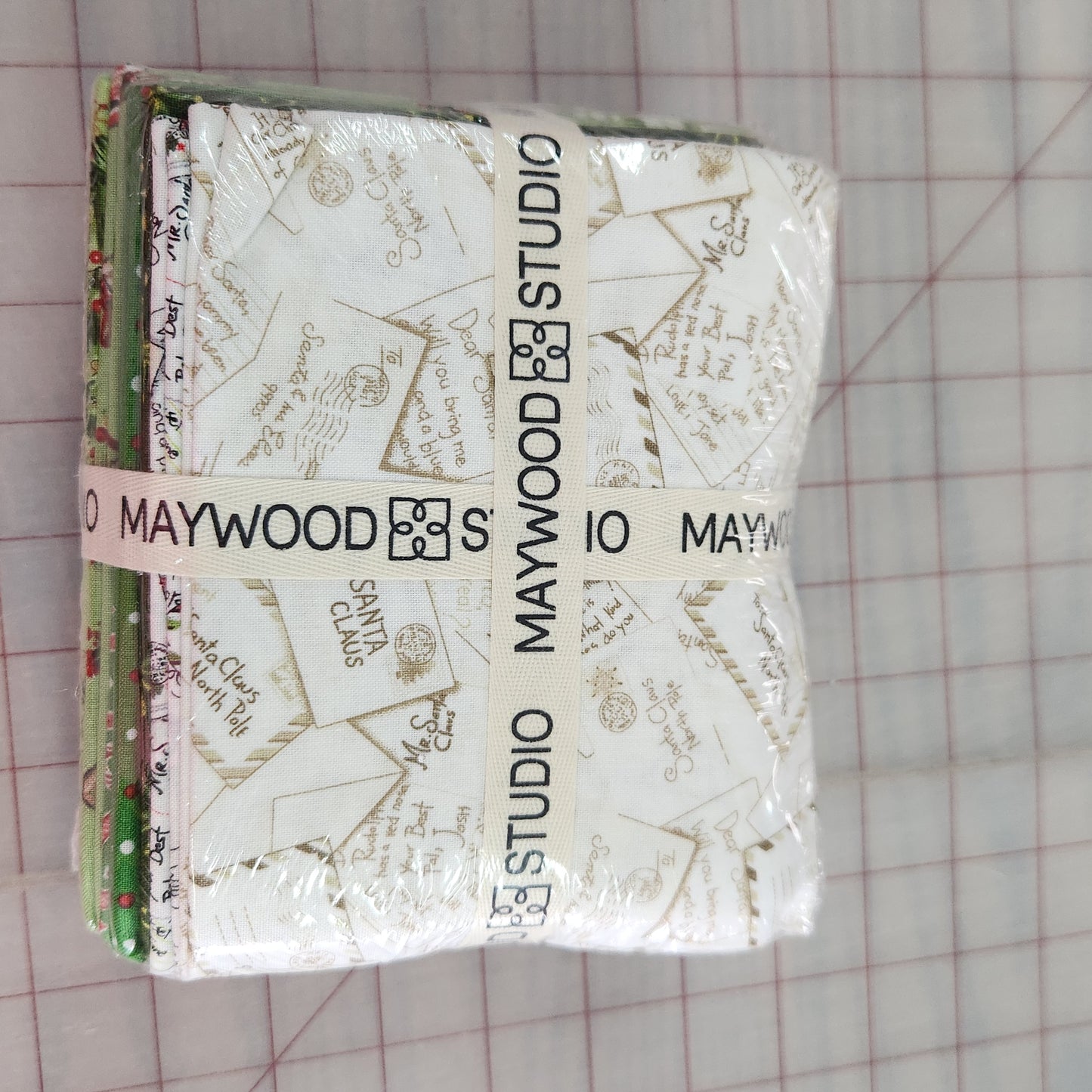 All The Trimmings Fat Quarter Bundle by Maywood Studios, FQ-MASALT