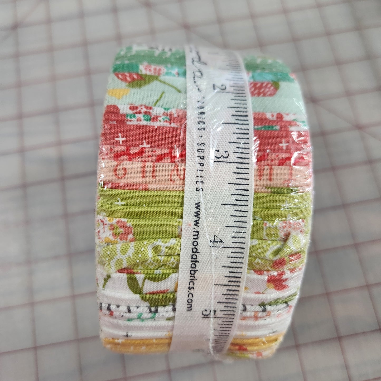 Strawberry Jam, Moda Jelly Roll