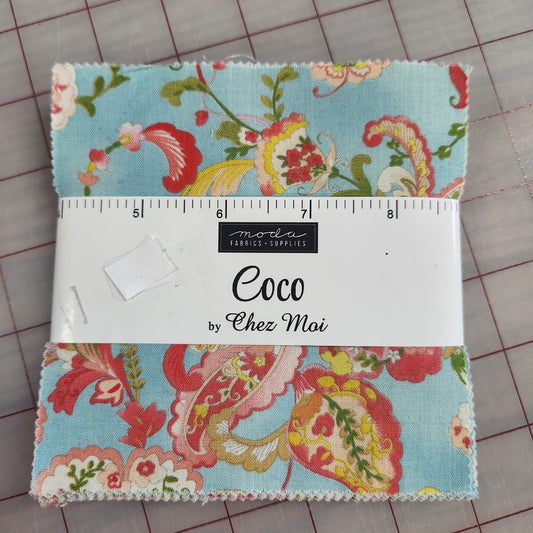 Coca, 5" Moda Charm Pack